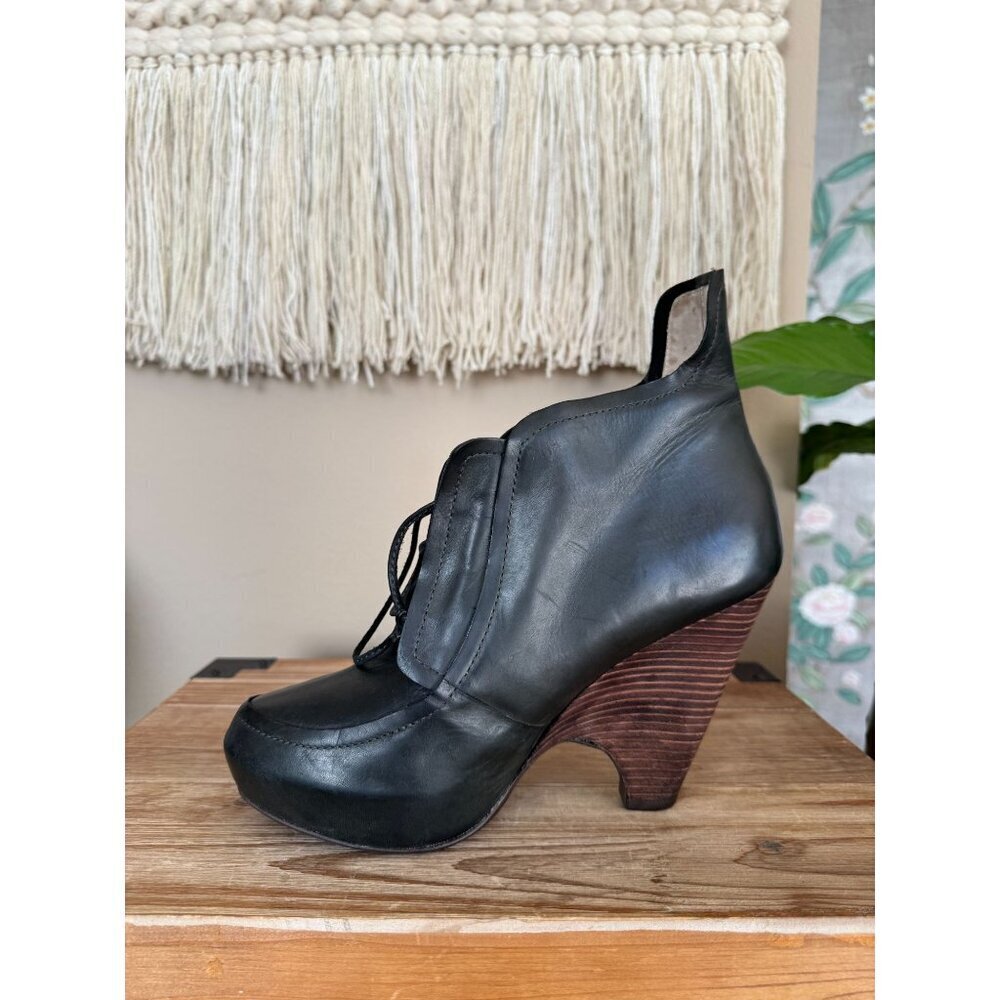 Vintage Max Studio Nora Black Leather Platform Wedge Lace Up Ankle Boot Size 9 - Picture 8 of 15